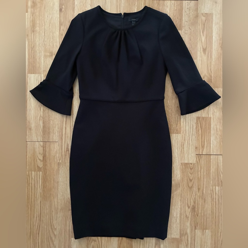 J Crew Black Ponte Knit 3/4 Bell Sleeve Sheath Dress Women's Size 2 - Picture 4 of 6